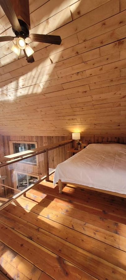 Вилла Ocean Views & Sunset Beach Cabin With Soaker Tub & Fire Pit Пауэлл-Ривер Экстерьер фото