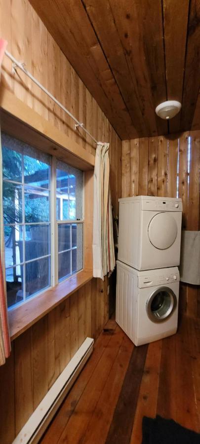 Вилла Ocean Views & Sunset Beach Cabin With Soaker Tub & Fire Pit Пауэлл-Ривер Экстерьер фото