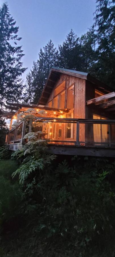 Вилла Ocean Views & Sunset Beach Cabin With Soaker Tub & Fire Pit Пауэлл-Ривер Экстерьер фото
